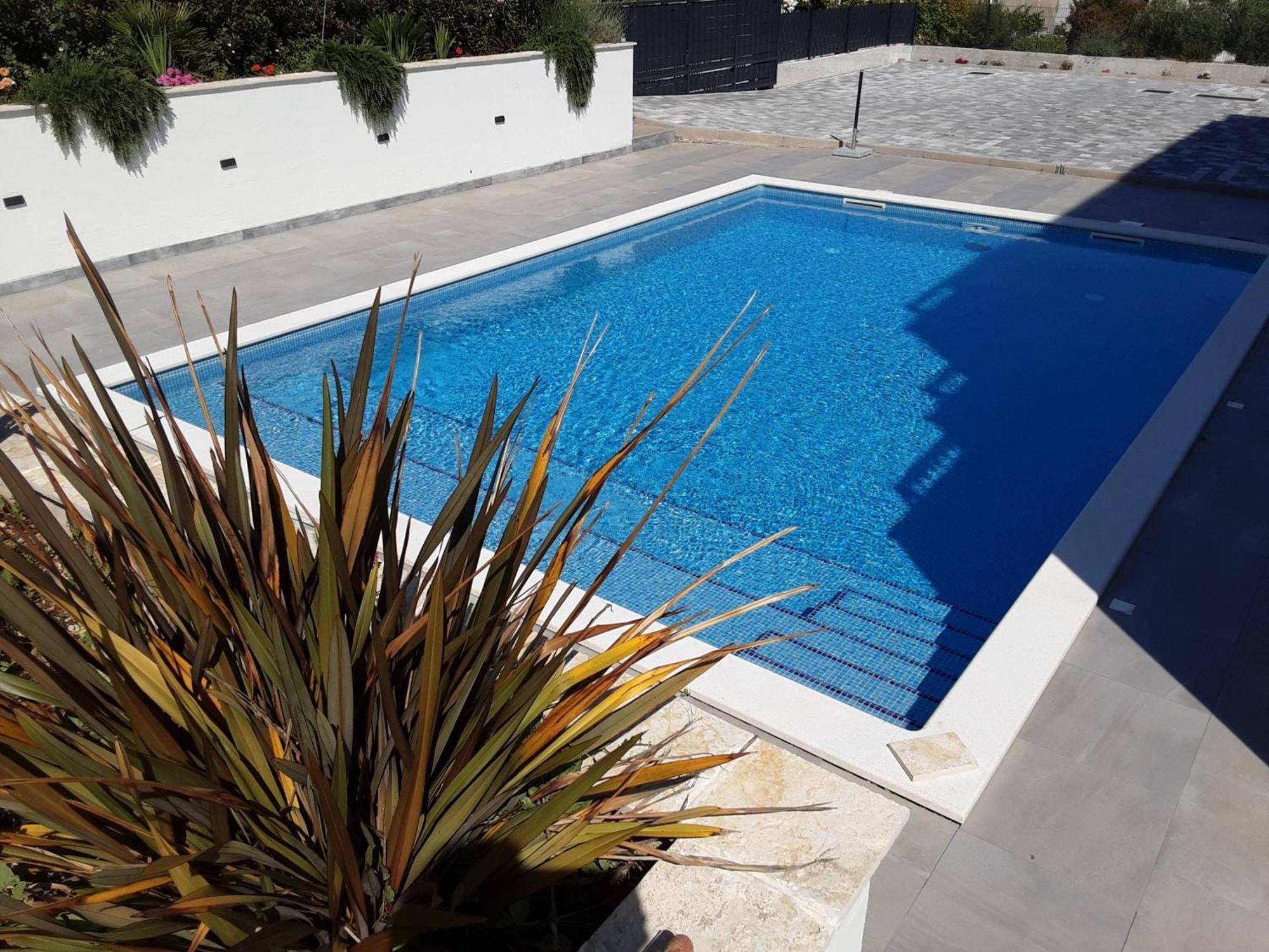 Villa Barbara & Zoran With Free Parking And Heated Swimming Pool 希杰·弗朗吉卡 外观 照片