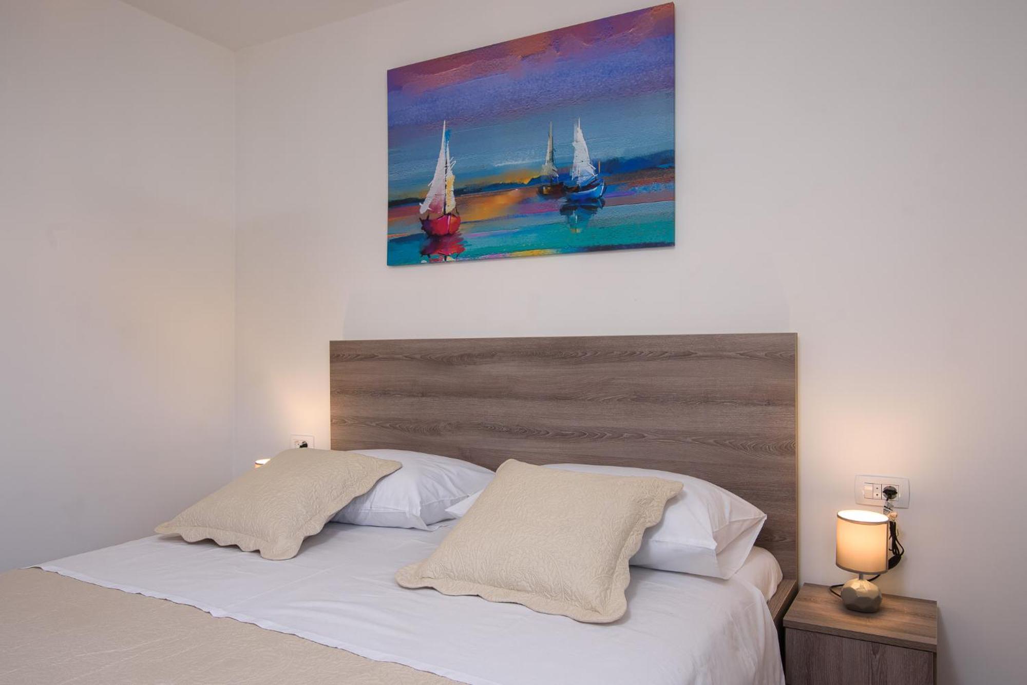 Villa Barbara & Zoran With Free Parking And Heated Swimming Pool 希杰·弗朗吉卡 外观 照片